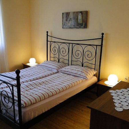 Apartments Villa Maran Umag Buitenkant foto