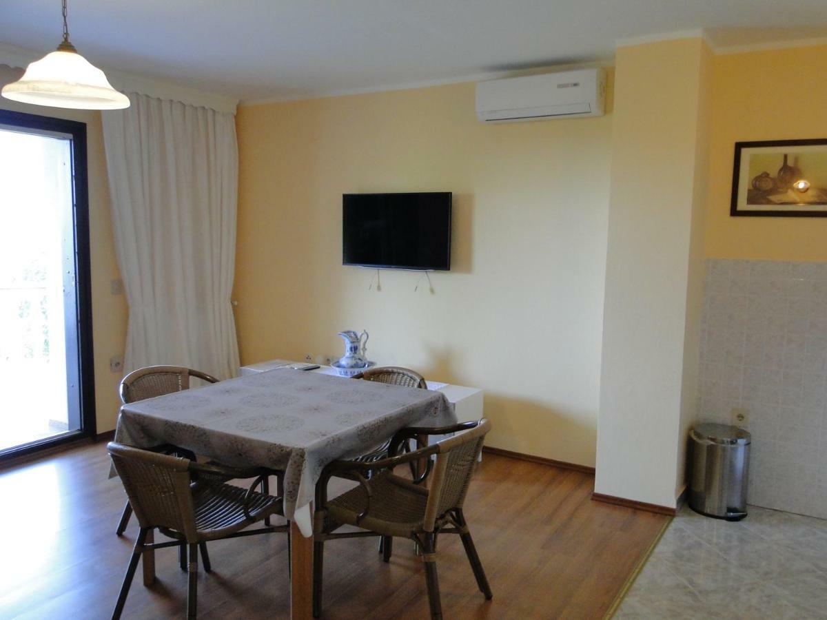 Apartments Villa Maran Umag Buitenkant foto