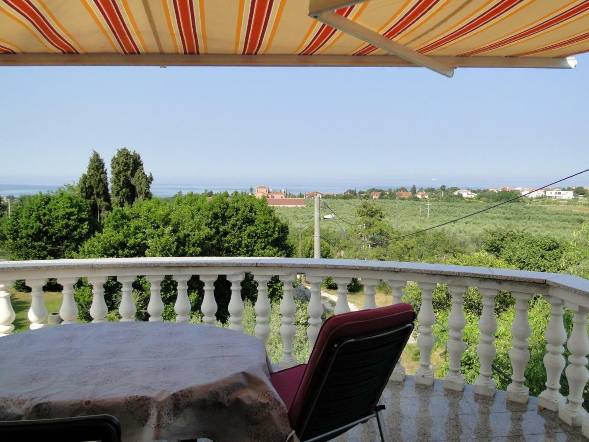 Apartments Villa Maran Umag Buitenkant foto