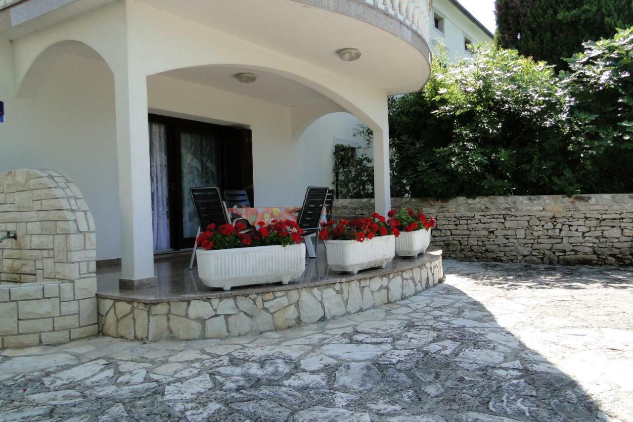 Apartments Villa Maran Umag Buitenkant foto