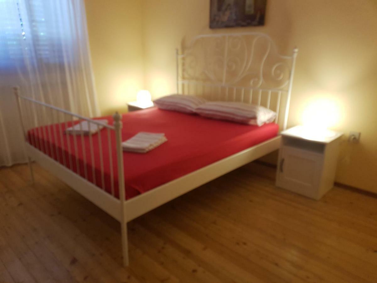 Apartments Villa Maran Umag Buitenkant foto